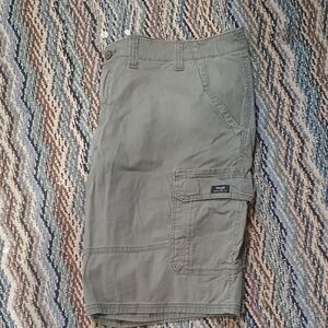Men's Green Cargo Shorts